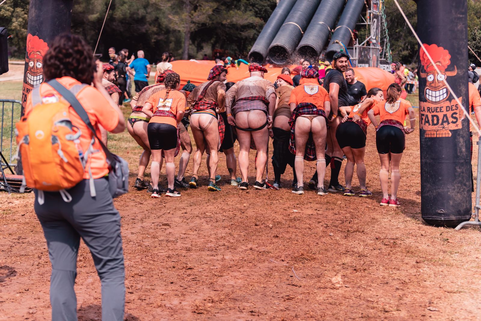 Participants de La Ruée des Fadas en action, photo 2