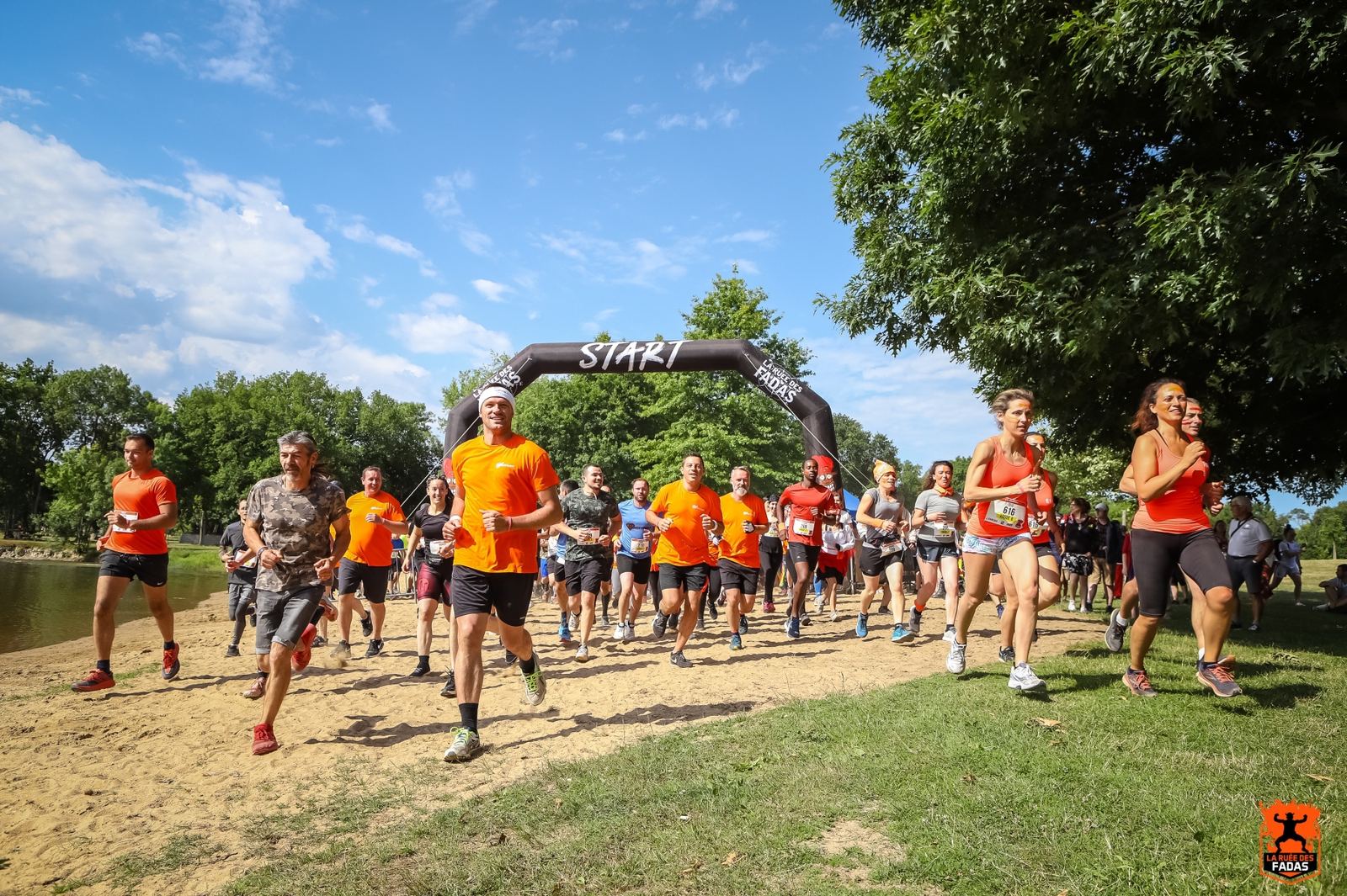 Participants de La Ruée des Fadas en action, photo 3